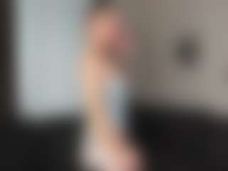 Live cam show with CorrinneHillestad - Smoking on Ass Tok
