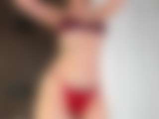 Live cam show with CorrinneHillestad - Public on Milf Play