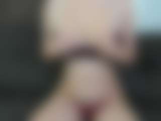 Live cam show with CorrinneHillestad - Hairy Pussy Teen (18+) on friskycurves.com