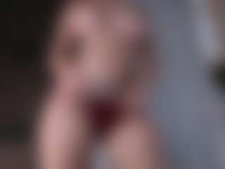 CorrinneHillestad's Live Sex Cam Show