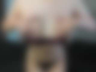 CorrinneHillestad's Live Sex Cam Show