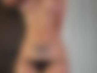 CorrinneHillestad's Live Sex Cam Show