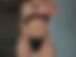 CorrinneHillestad's Live Sex Cam Show