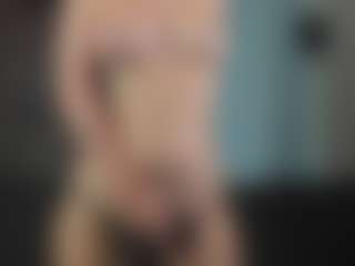 CorrinneHillestad's Live Sex Cam Show