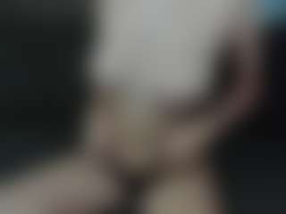 CorrinneHillestad's Live Sex Cam Show