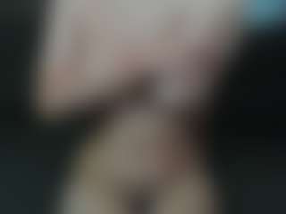CorrinneHillestad's Live Sex Cam Show