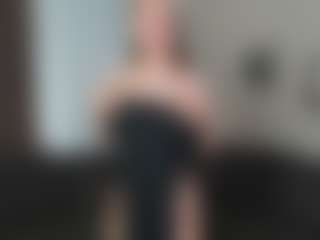 CorrinneHillestad's Live Sex Cam Show