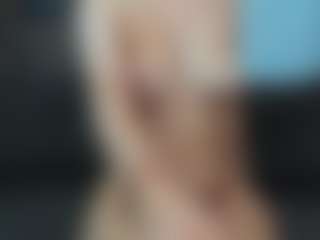 CorrinneHillestad's Live Sex Cam Show