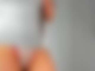 CorrinneHillestad's Live Sex Cam Show