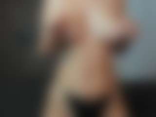 CorrinneHillestad's Live Sex Cam Show