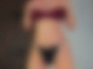 CorrinneHillestad's Live Sex Cam Show
