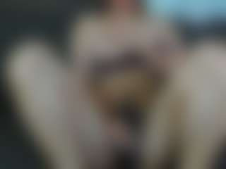 CorrinneHillestad's Live Sex Cam Show