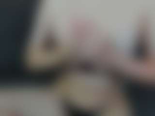 Live cam show with CorrinneHillestad - Lovense Brown Hair on Camsoda