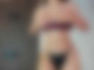 CorrinneHillestad's Live Sex Cam Show