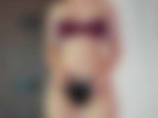 CorrinneHillestad's Live Sex Cam Show