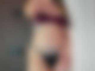 CorrinneHillestad's Live Sex Cam Show