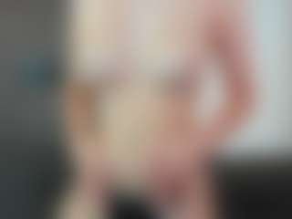 CorrinneHillestad's Live Sex Cam Show