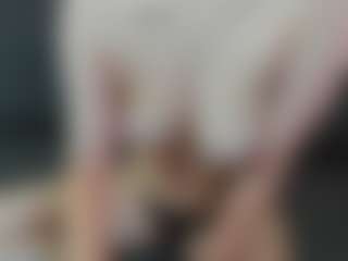 CorrinneHillestad's Live Sex Cam Show