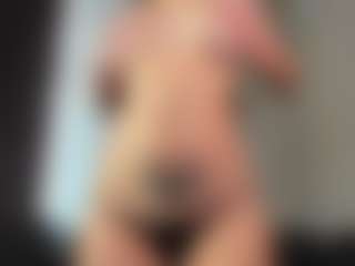 CorrinneHillestad's Live Sex Cam Show