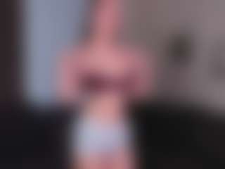 CorrinneHillestad's Live Sex Cam Show