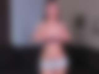 CorrinneHillestad's Live Sex Cam Show