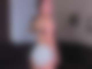 CorrinneHillestad's Live Sex Cam Show