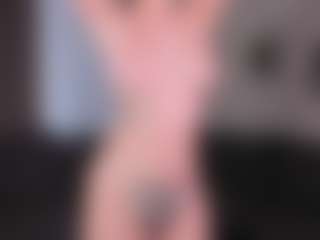 CorrinneHillestad's Live Sex Cam Show