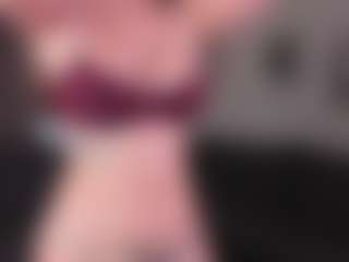 CorrinneHillestad's Live Sex Cam Show