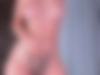 CorrinneHillestad's Live Sex Cam Show