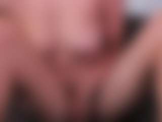 CorrinneHillestad's Live Sex Cam Show