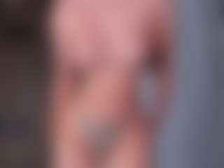 CorrinneHillestad's Live Sex Cam Show