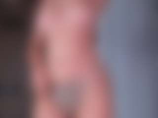 CorrinneHillestad's Live Sex Cam Show