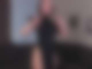 CorrinneHillestad's Live Sex Cam Show