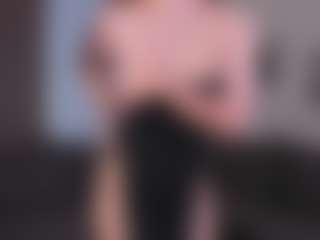 CorrinneHillestad's Live Sex Cam Show