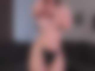 CorrinneHillestad's Live Sex Cam Show