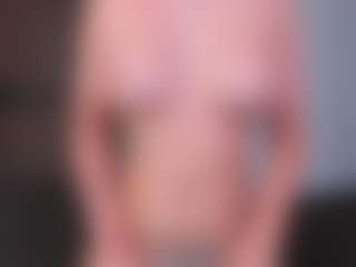 CorrinneHillestad's Live Sex Cam Show