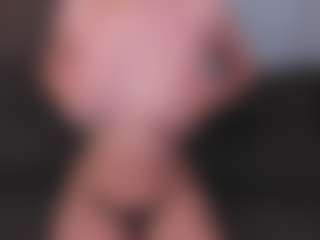CorrinneHillestad's Live Sex Cam Show