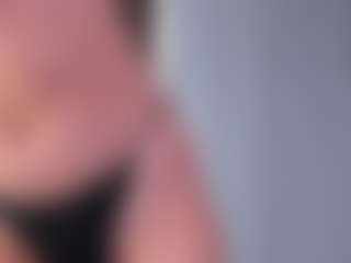 CorrinneHillestad's Live Sex Cam Show