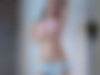 CorrinneHillestad's Live Sex Cam Show