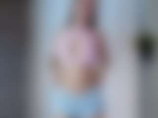 CorrinneHillestad's Live Sex Cam Show