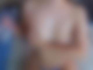 CorrinneHillestad's Live Sex Cam Show