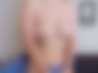 CorrinneHillestad's Live Sex Cam Show