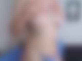 CorrinneHillestad's Live Sex Cam Show