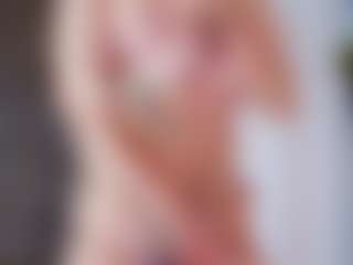 CorrinneHillestad's Live Sex Cam Show