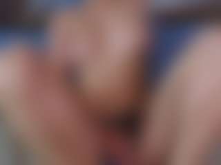 CorrinneHillestad's Live Sex Cam Show