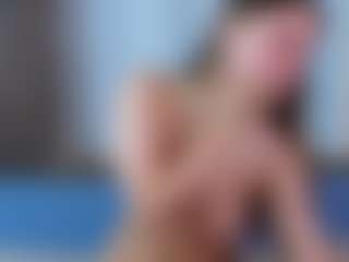 CorrinneHillestad's Live Sex Cam Show