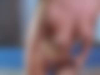 CorrinneHillestad's Live Sex Cam Show