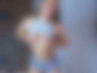 Live cam show with CorrinneHillestad - Granny Squirt on liverealitysex.com