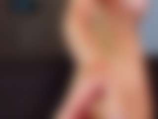 Live cam show with CorrinneHillestad - Brown Hair on Camsoda