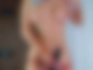 Live cam show with CorrinneHillestad - Brown Eyes on Camsoda
